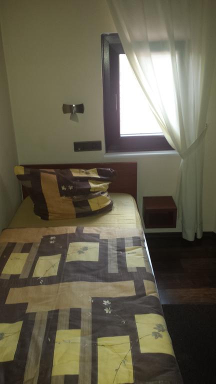 פויכטוונגן Hotel Restaurant Platamon חדר תמונה